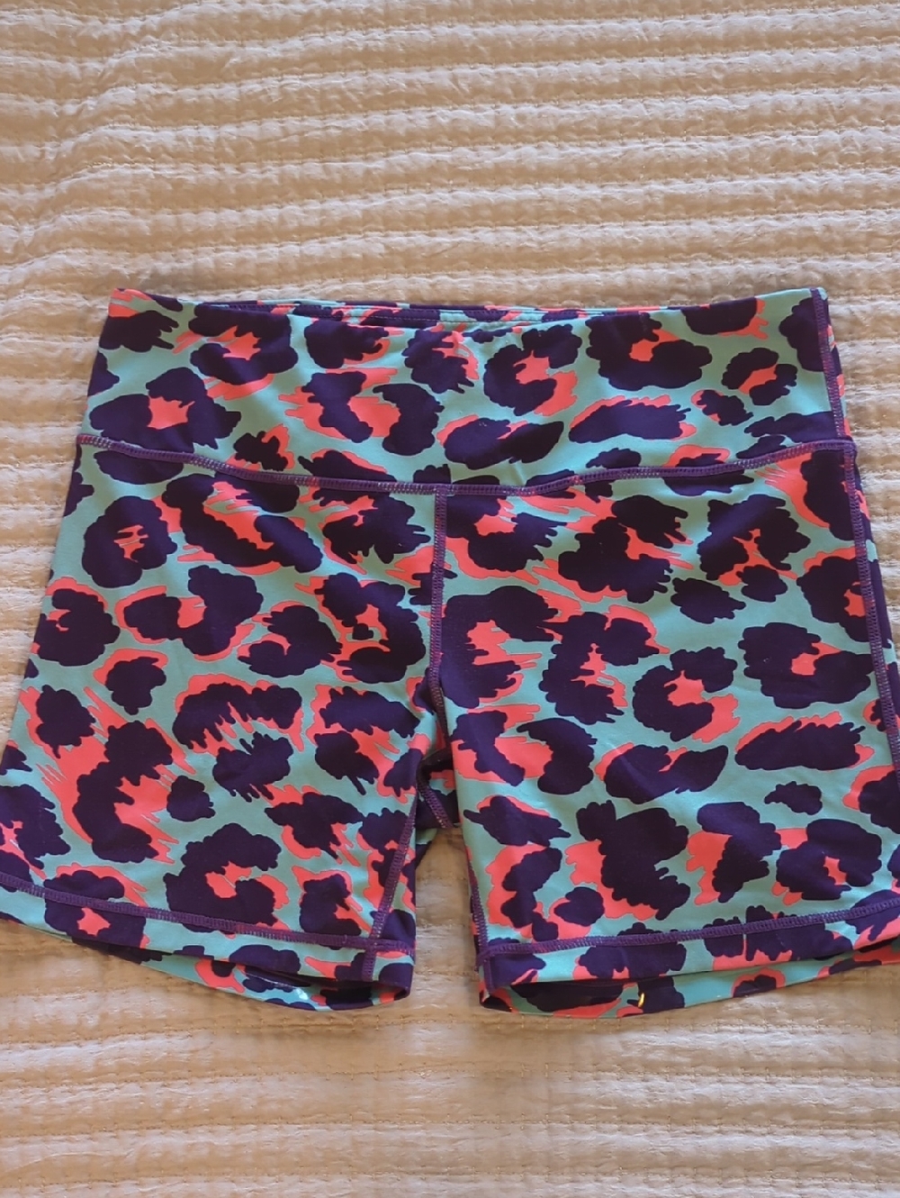 I Am Becoming Workout Shorts Size Large